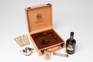 bunnahabhain-30-year-old-lr-02