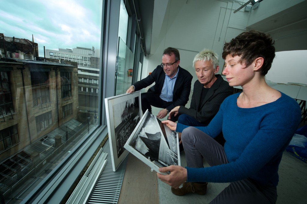 AA ChairoftheBoardofGovernorsMurielGrayandstudentAgatheWeiss