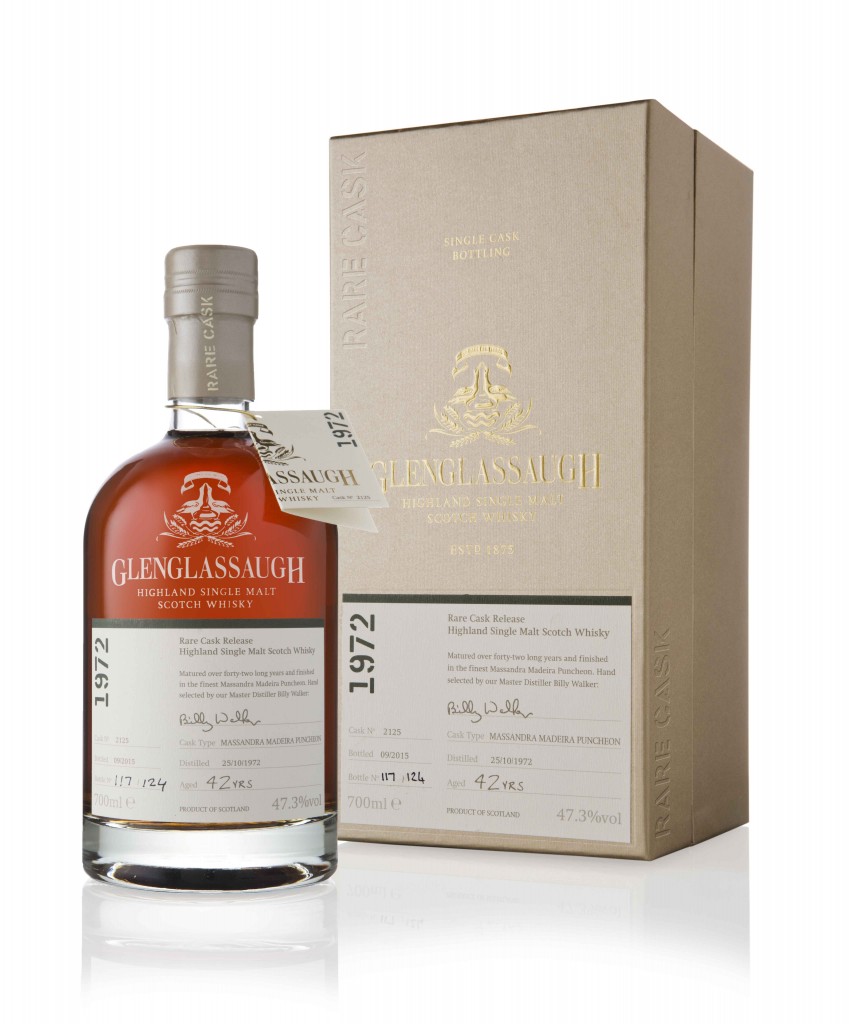 AA Glenglassaugh 1972 cask # 2125 - infront LR (1)