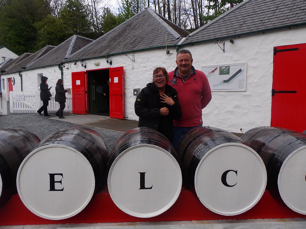 Liz (mcleanscotland owner) with Andrew (owner) at Edradour distillery