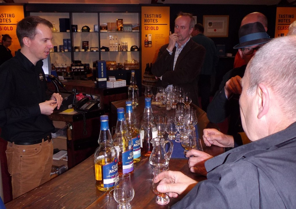 PAUL Glen Moray tasting by Iain with Ingvar Ronde, Paul and others